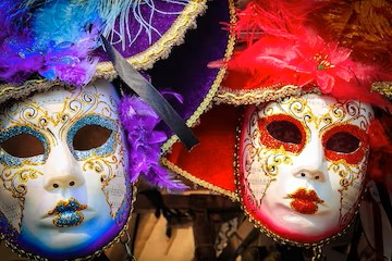 bright-venetian-carnival-masks-italy-masquerade-venice_556412-1444